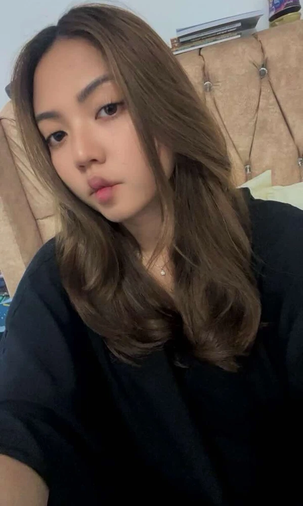 GIF uploaded by Ave