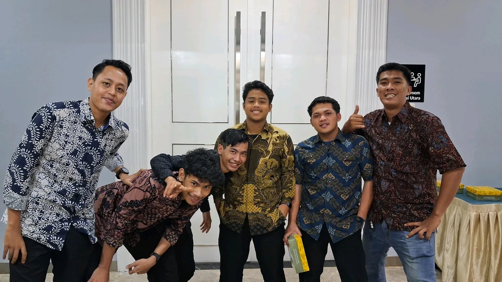 GIF diunggah oleh Ryaaa