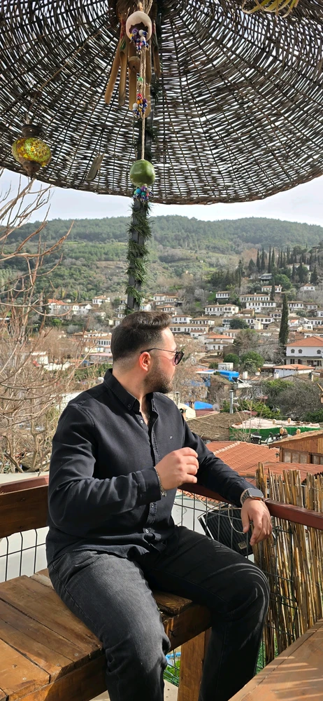Tuhan tarafından yüklenen GIF