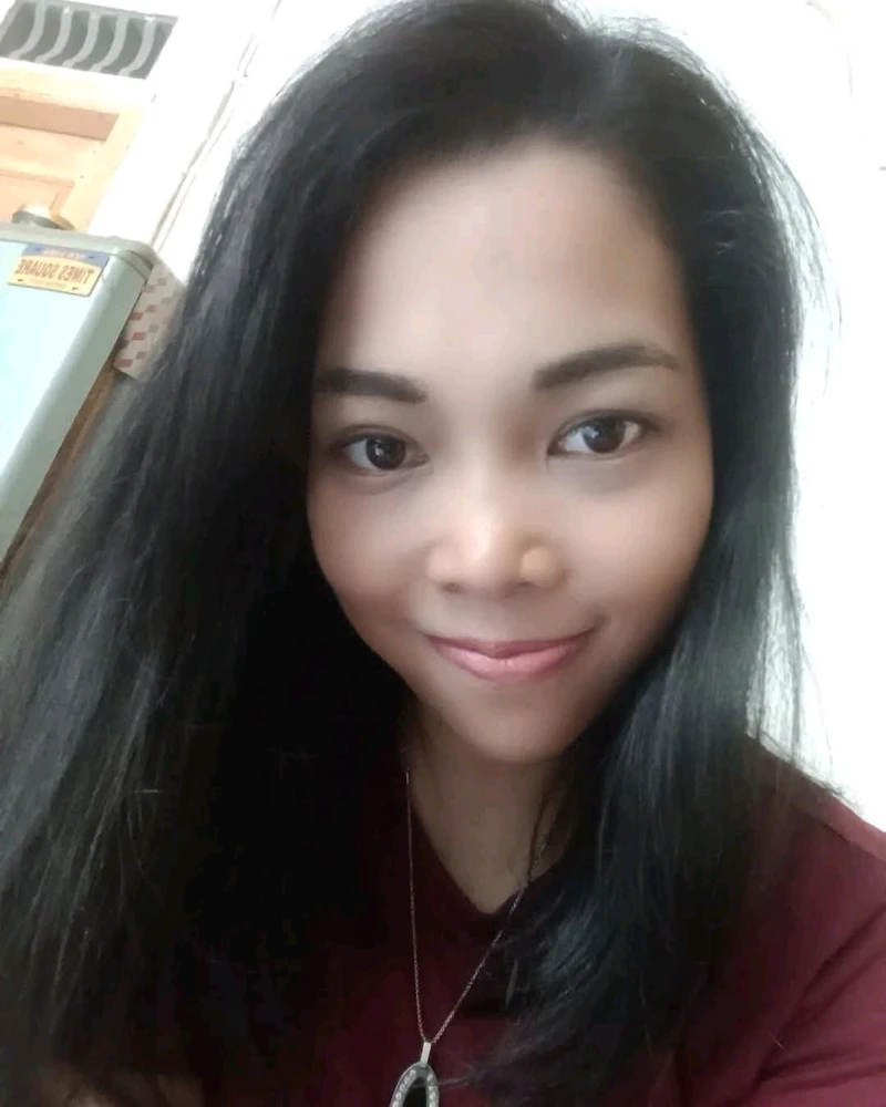 GIF uploaded by Liana
