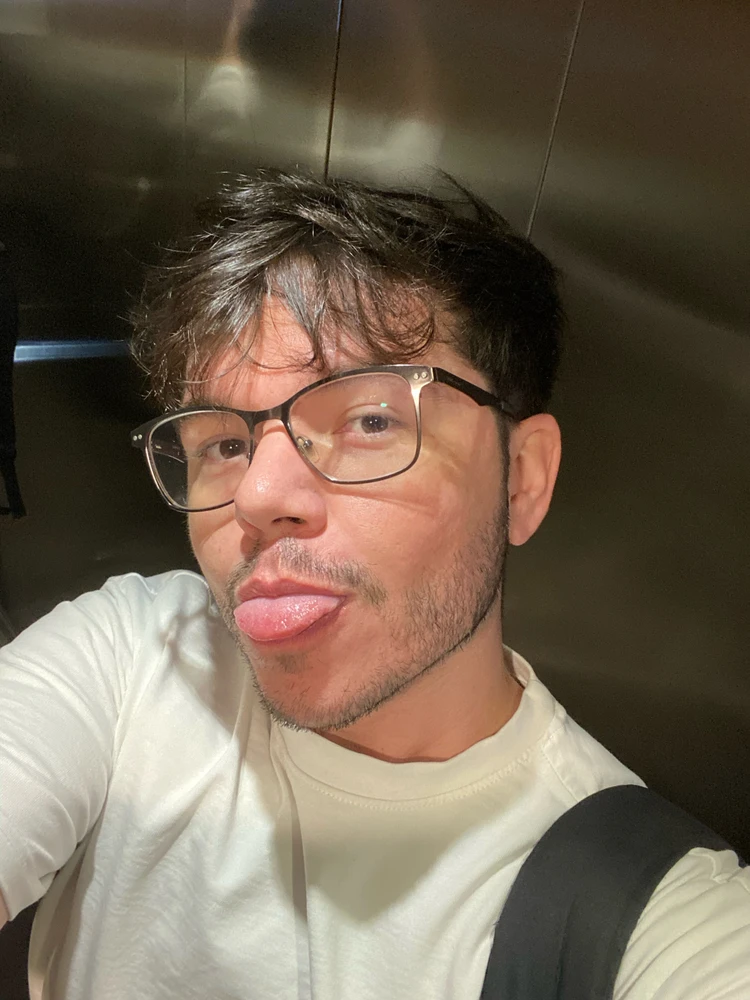 GIF uploaded by Rogério