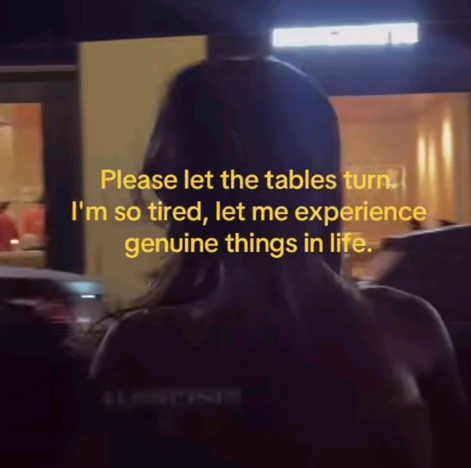 GIF uploaded by Strawberry
