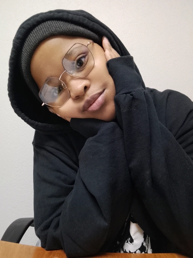 GIF uploaded by Enhle