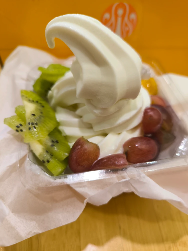 GIF uploaded by Chi Hiro