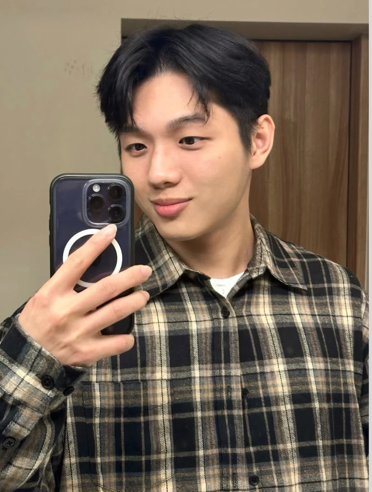 GIF uploaded by 毅