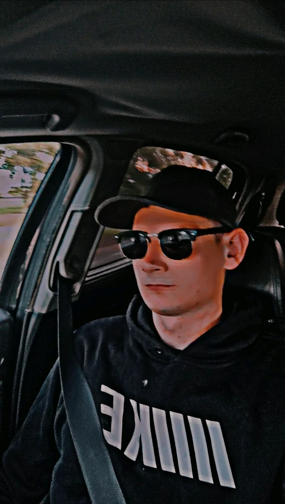 GIF įkėlė Tadas