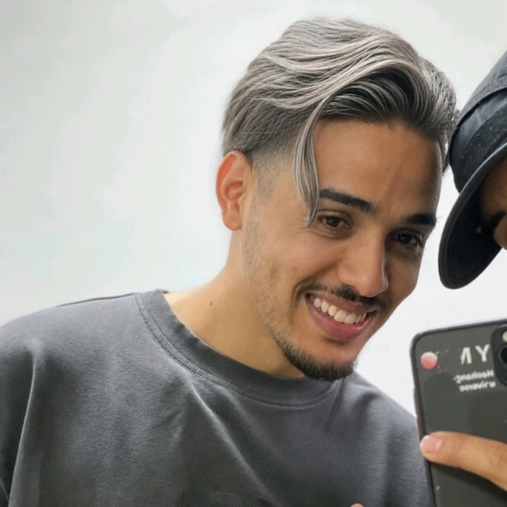 GIF na in-upload ni Abdelmalk