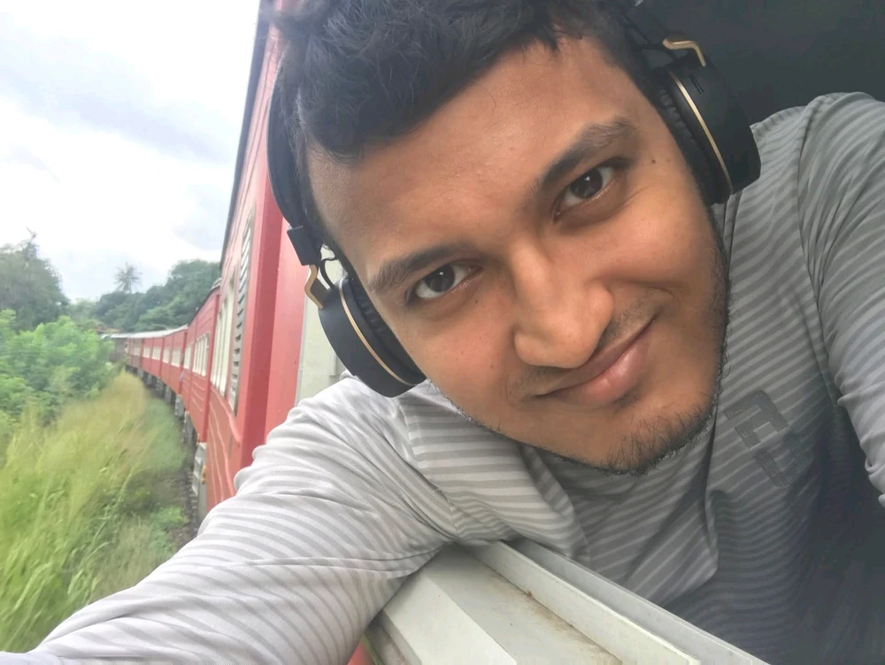 GIF uploaded by S