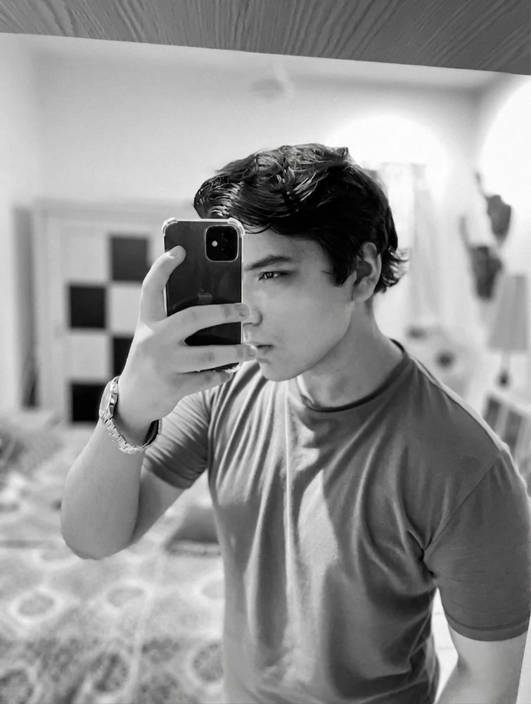 GIF uploaded by Rahim