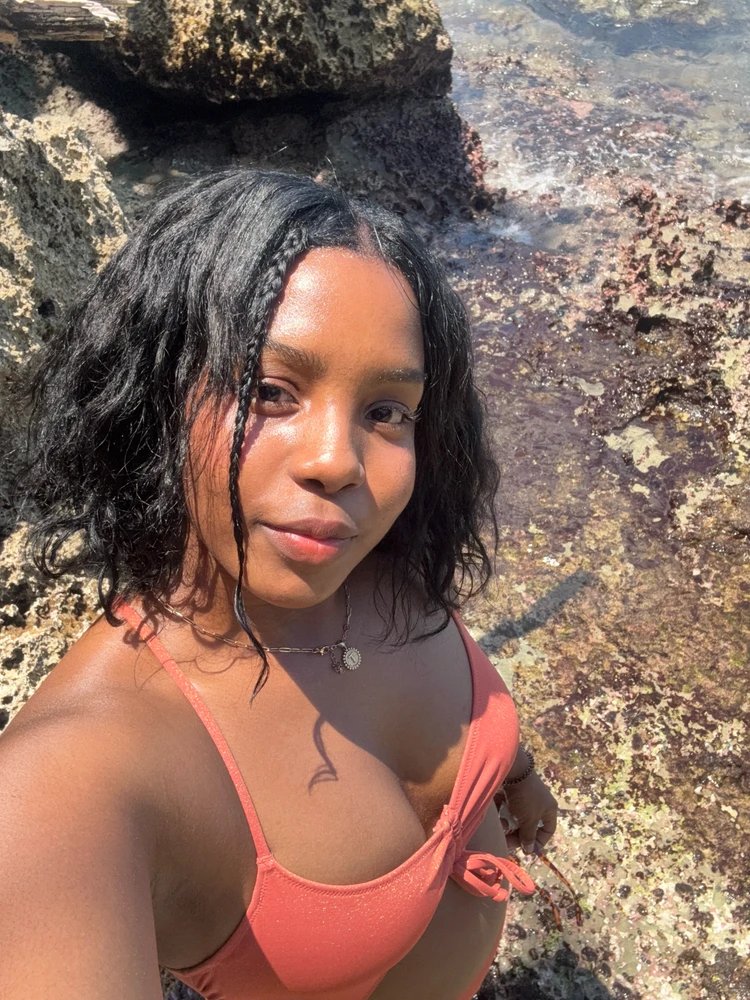 GIF uploaded by Mechi