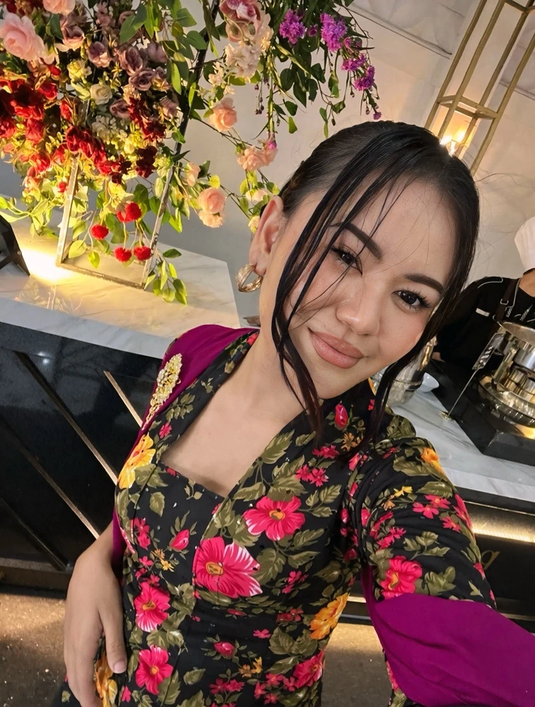 GIF uploaded by Chwrry