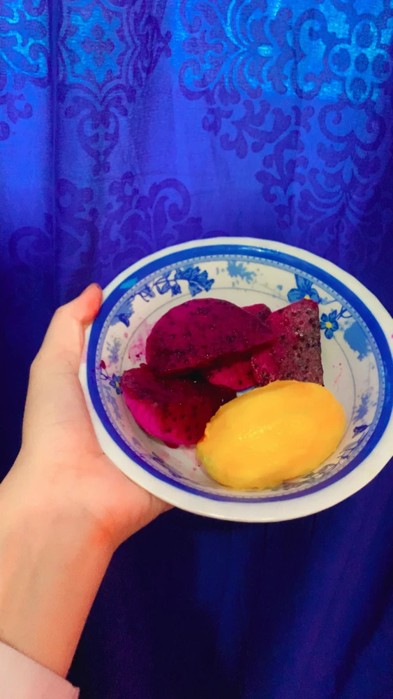 GIF uploaded by Si