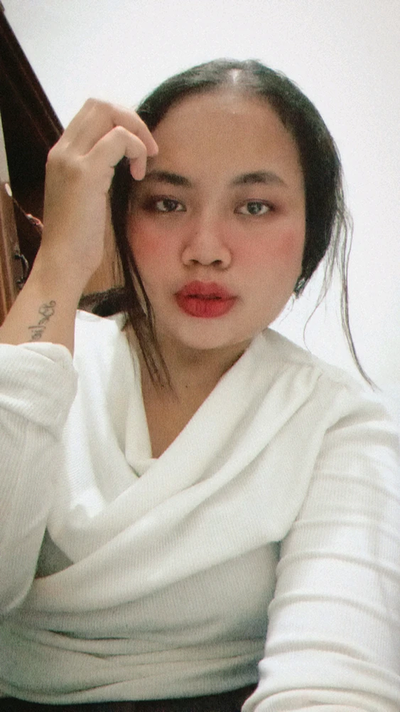 GIF uploaded by Dinda