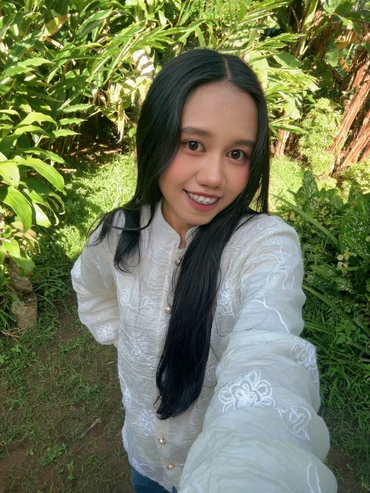 GIF uploaded by Sonia