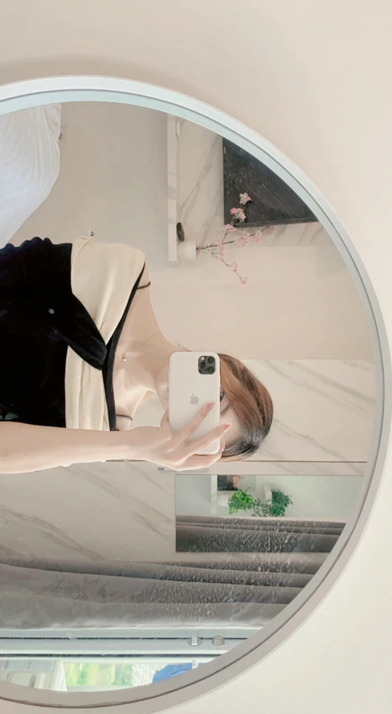 GIF uploaded by Alvina