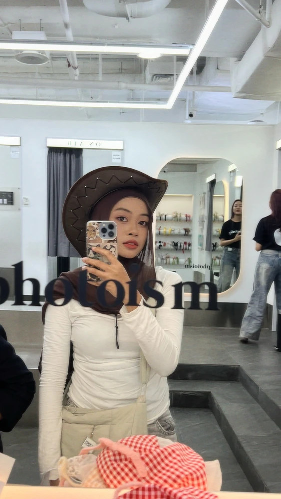 GIF uploaded by nisachu