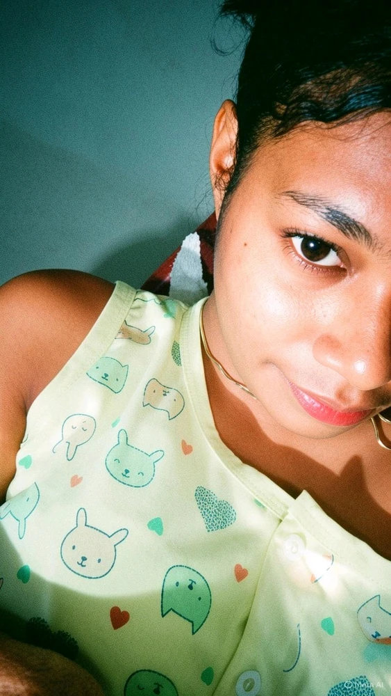 GIF diunggah oleh Febby