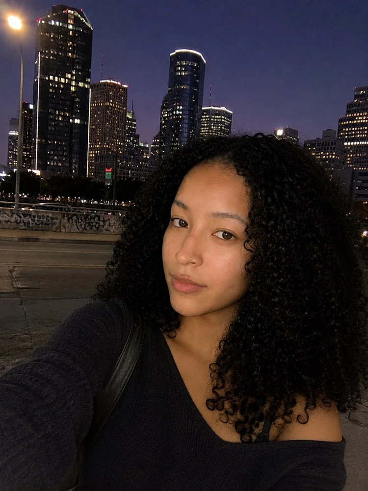 GIF uploaded by Lala