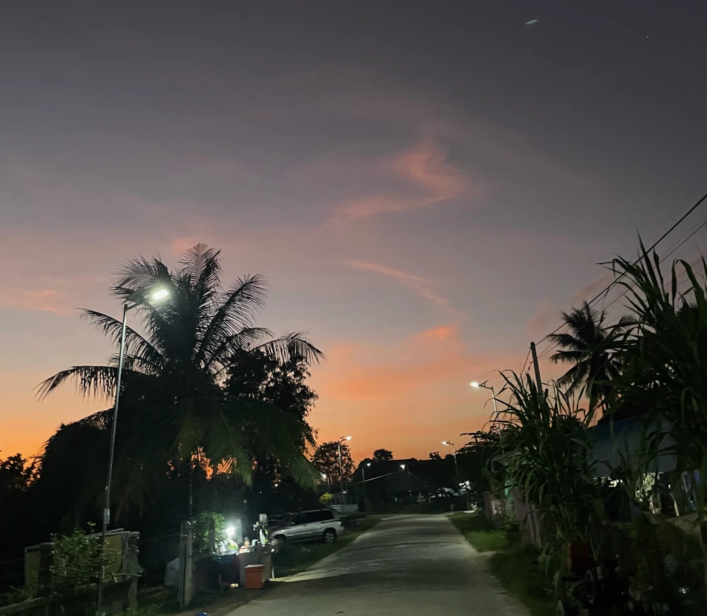 GIF បង្ហោះដោយ Noch