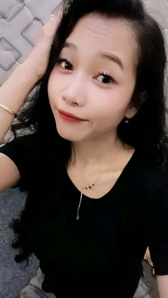 GIF uploaded by mayang