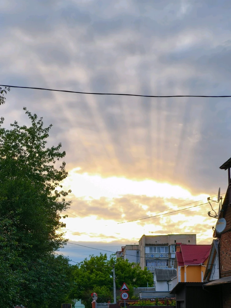 Гіфку завантажив Руслан