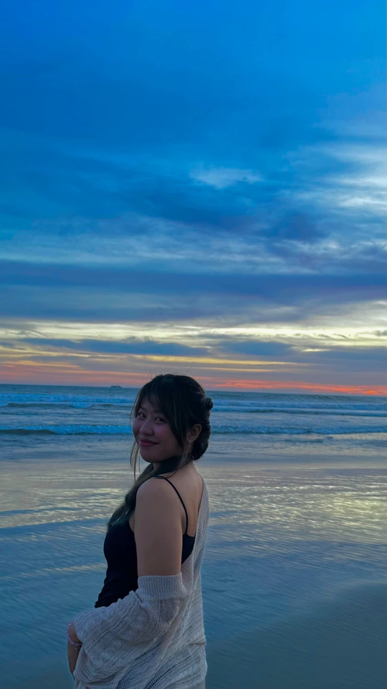 GIF uploaded by Niaaa
