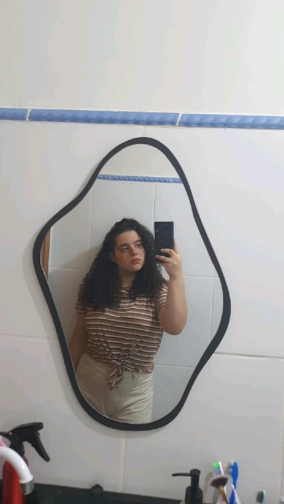 GIF uploaded by Marcelly Alves