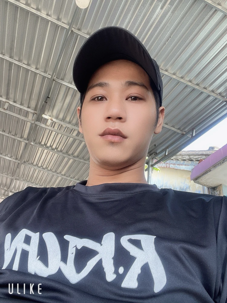 GIF được Cậu Ấm tải lên