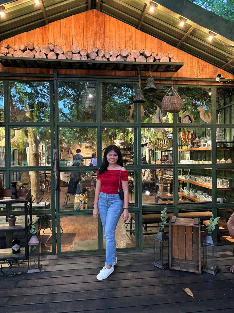 GIF uploaded by Yuli