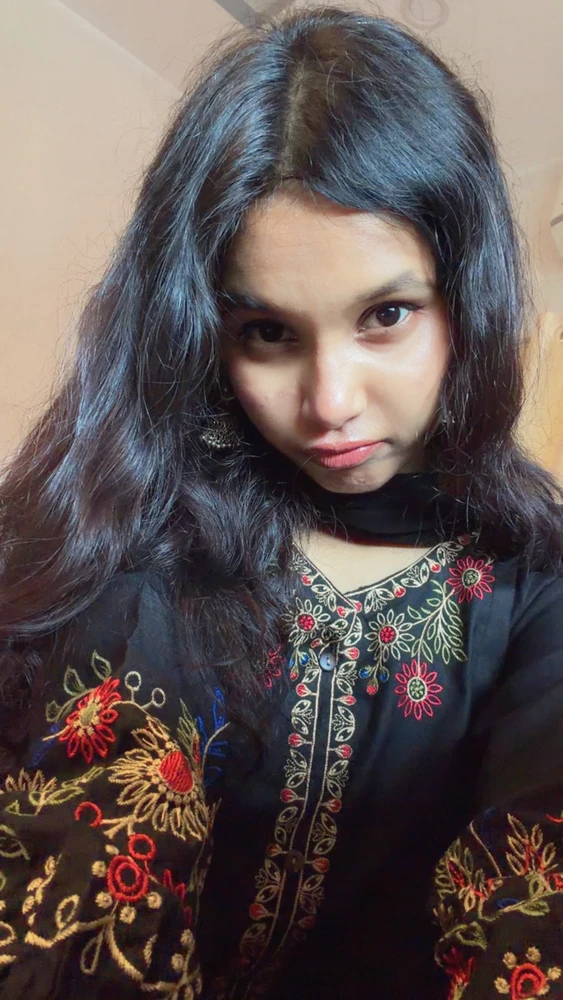 GIF uploaded by Sana