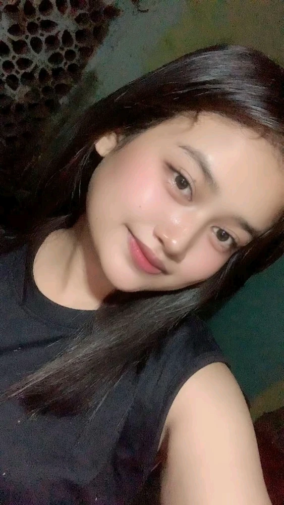 GIF uploaded by Riskaa