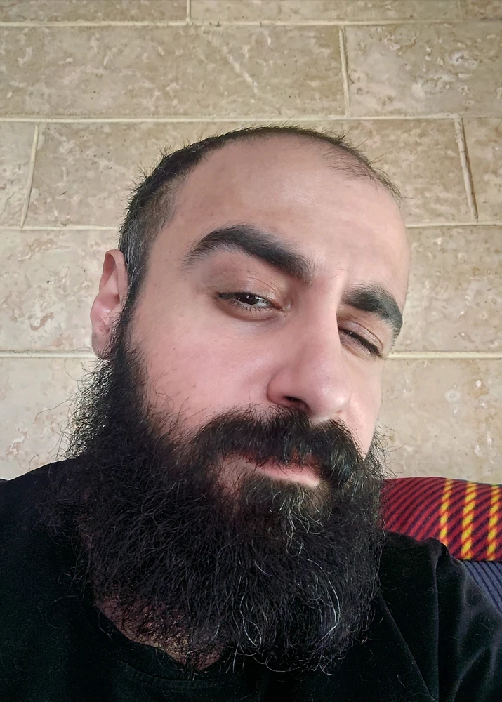 Duab xa los ntawm Wiam Ghos