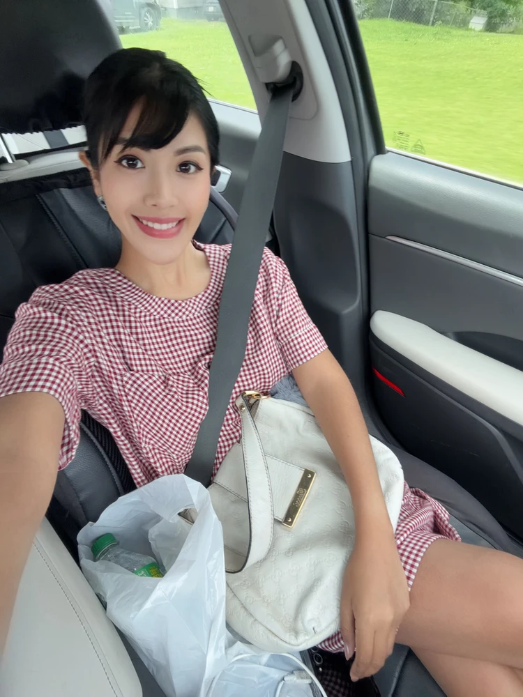 GIF uploaded by Bell
