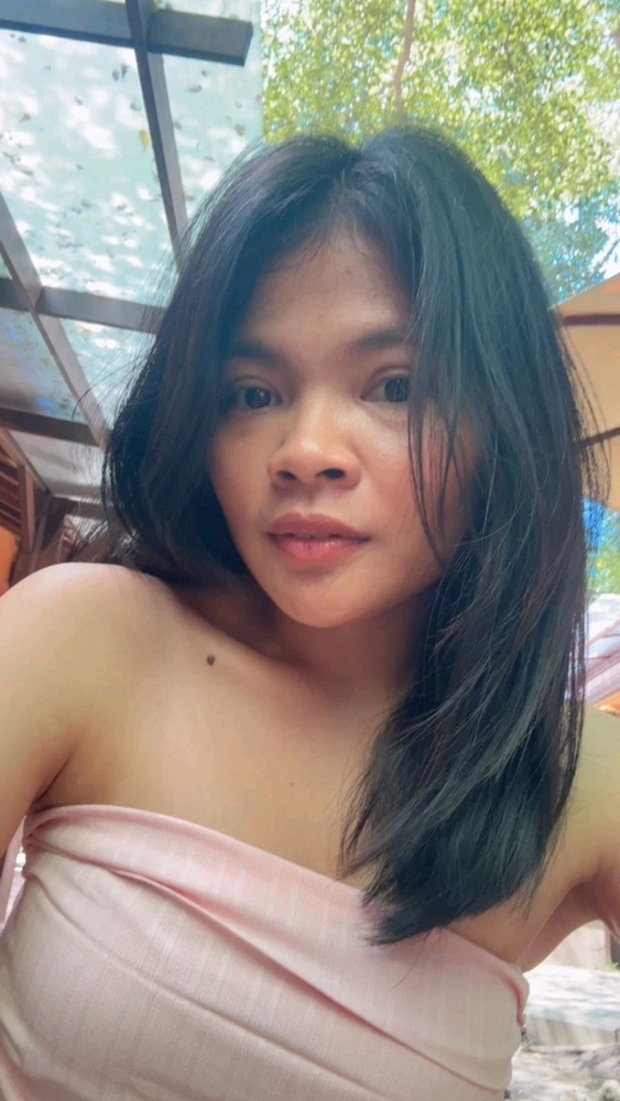 GIF uploaded by Yuli