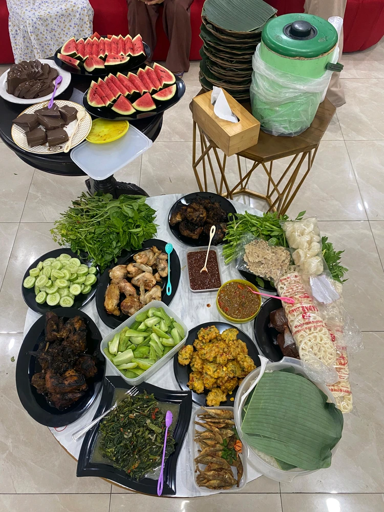 GIF uploaded by Batik
