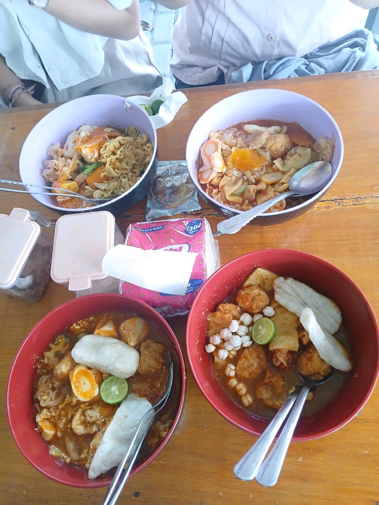 Imej dimuat naik oleh Zimbiy