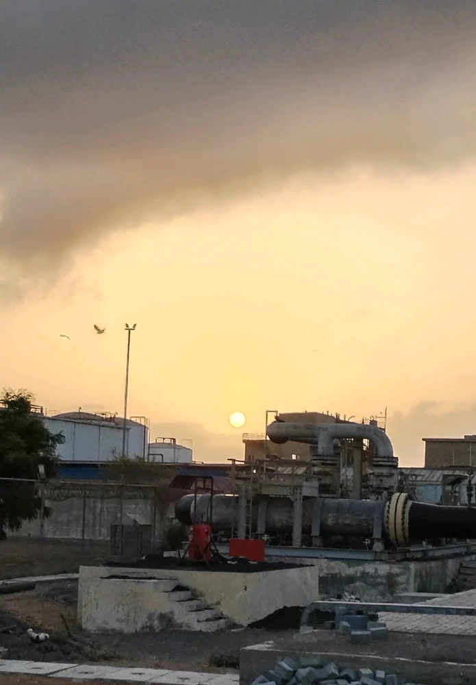 GIF uploaded by 𝑨𝒏𝒆𝒆𝒍..