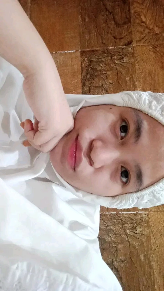 GIF uploaded by Arsa