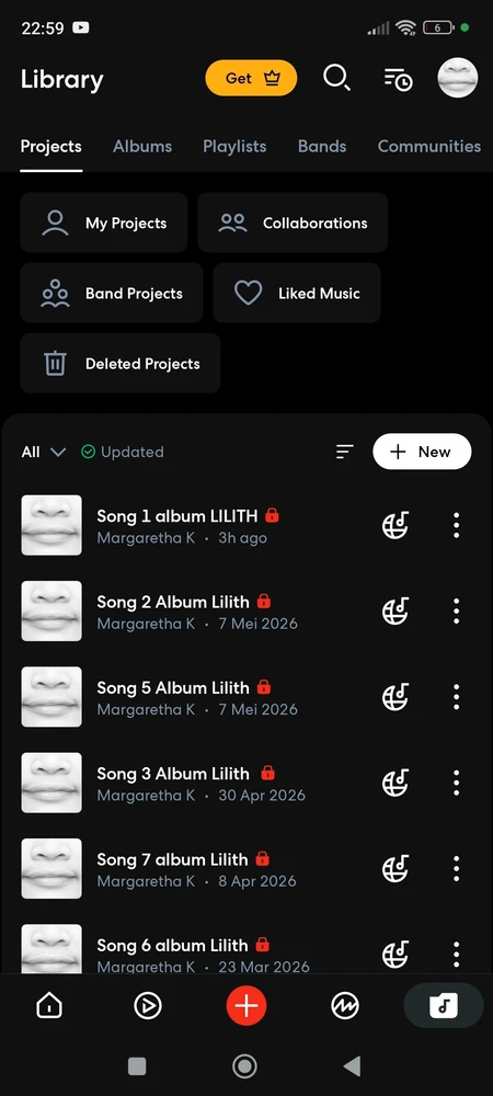 GIF diunggah oleh Agetha K
