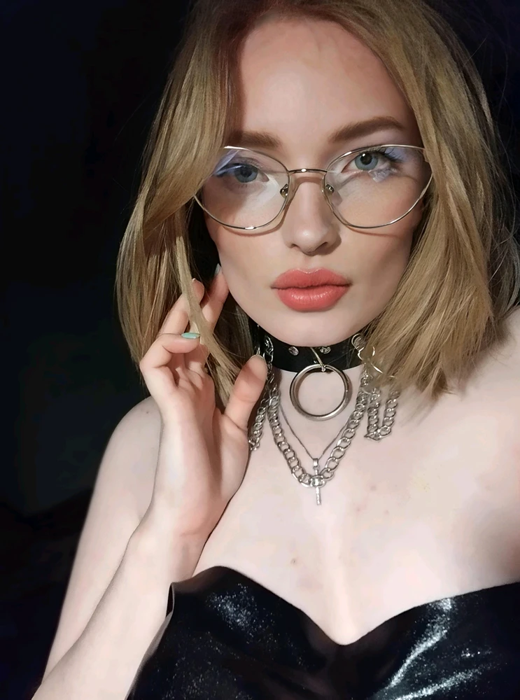 GIF uploaded by 𝔖𝔬𝔭𝔥𝔦𝔞