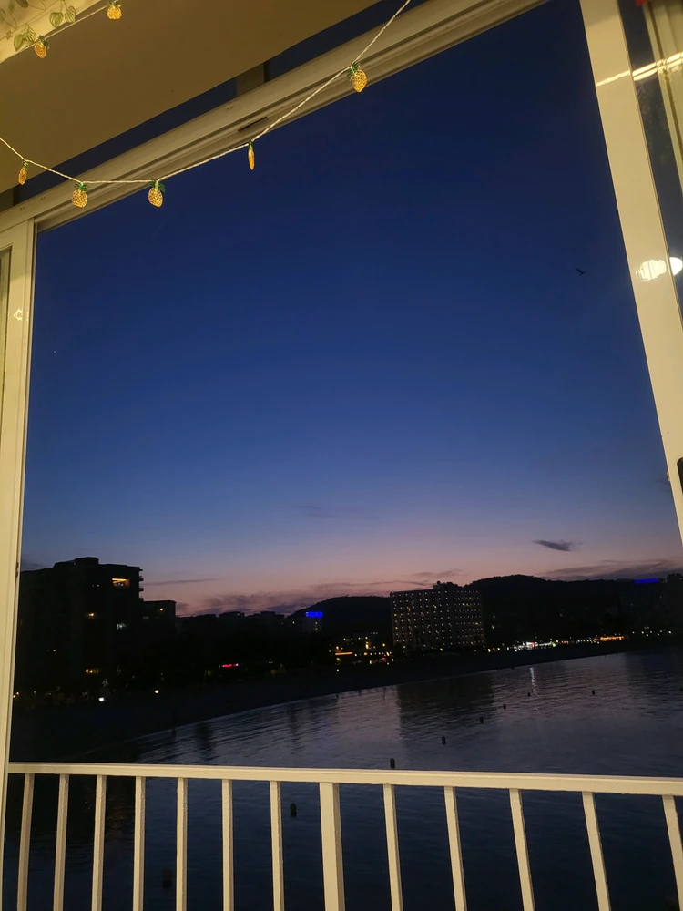 GIF uploaded by Nara