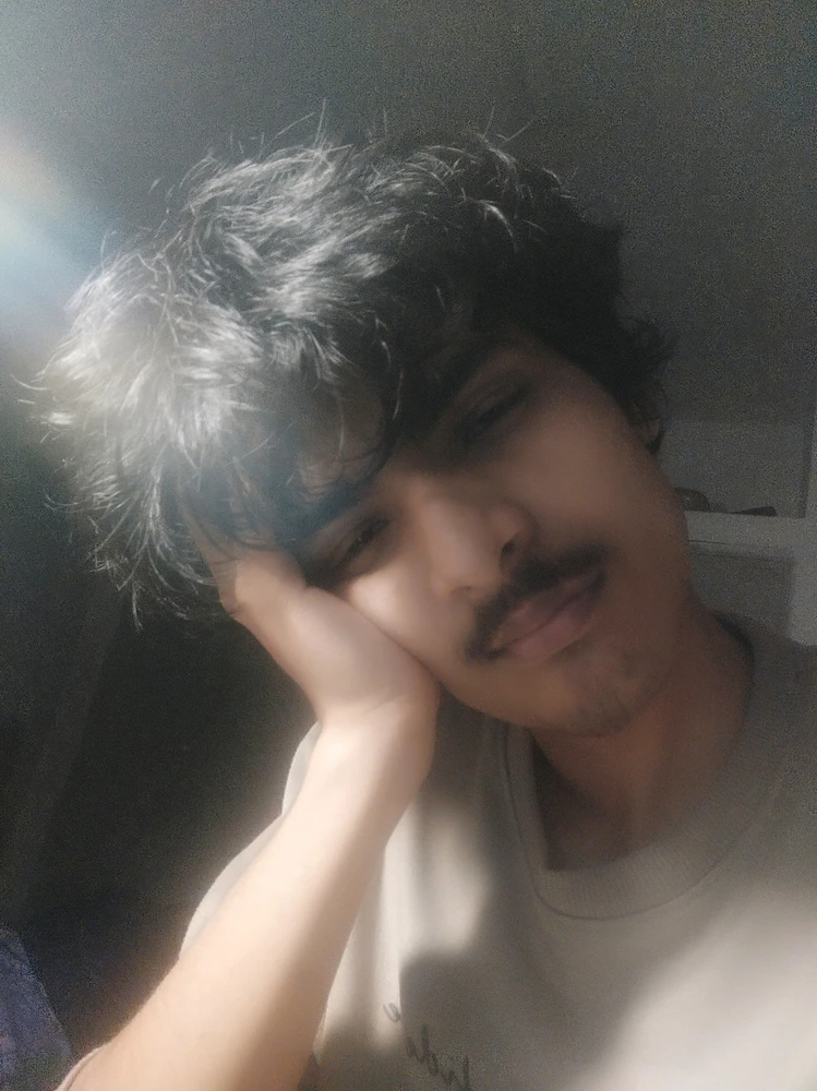 GIF uploaded by Moren
