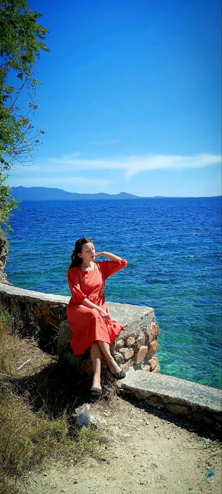 GIF uploaded by Yasmin