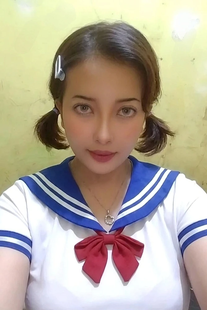 GIF uploaded by j