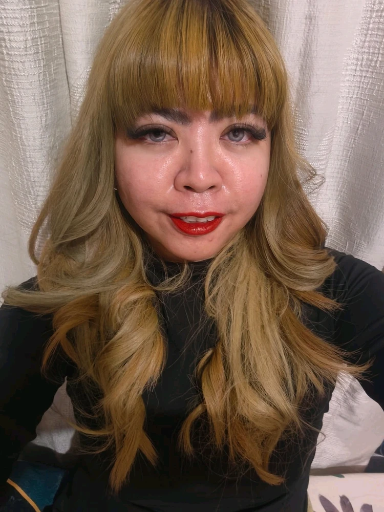 GIF uploaded by Moonie