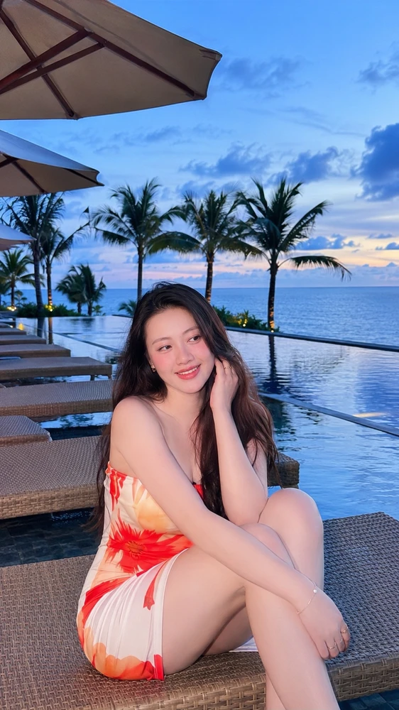 GIF uploaded by Mai