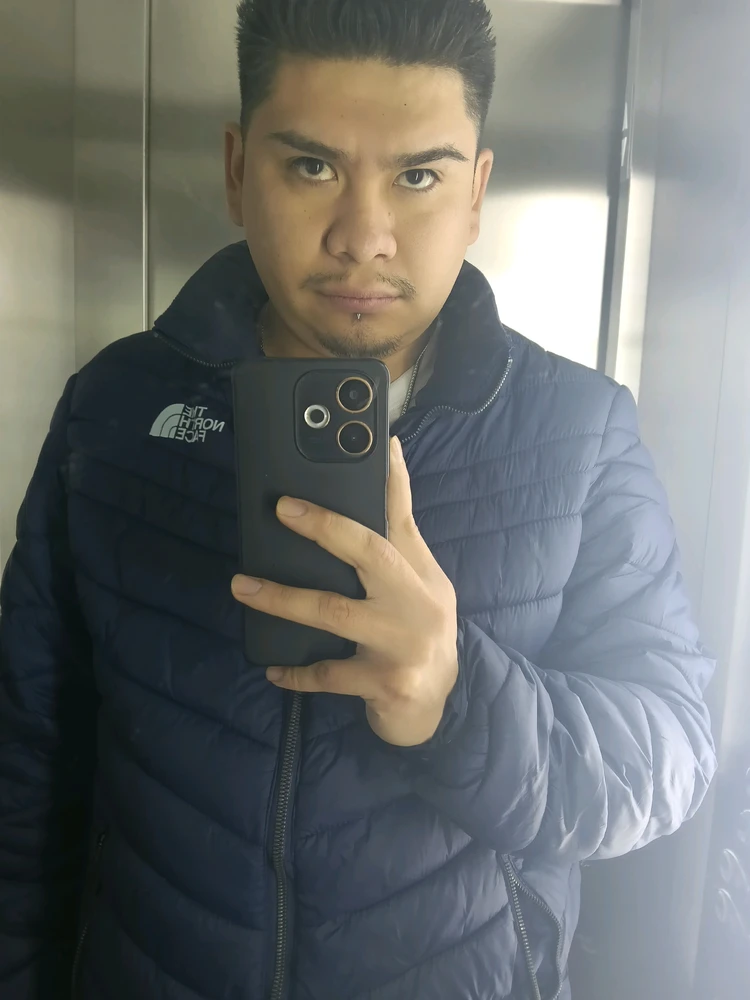 GIF subido por Chvrlie Brownie