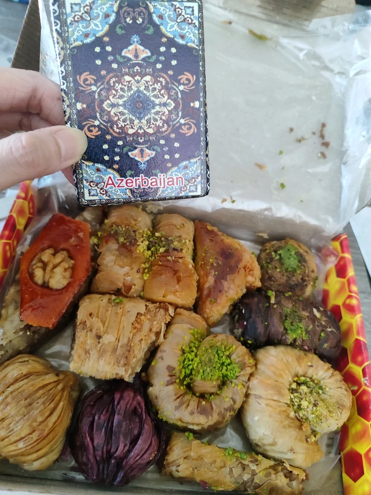 GIF Veron tərəfindən yükləndi