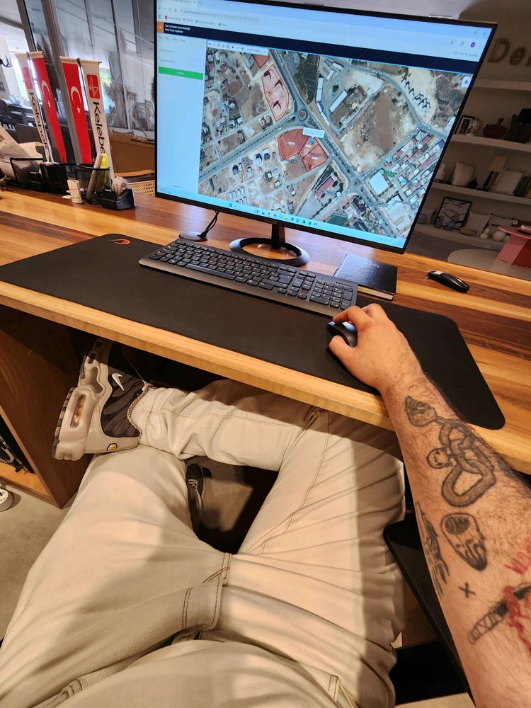 GIF uploaded by Mert