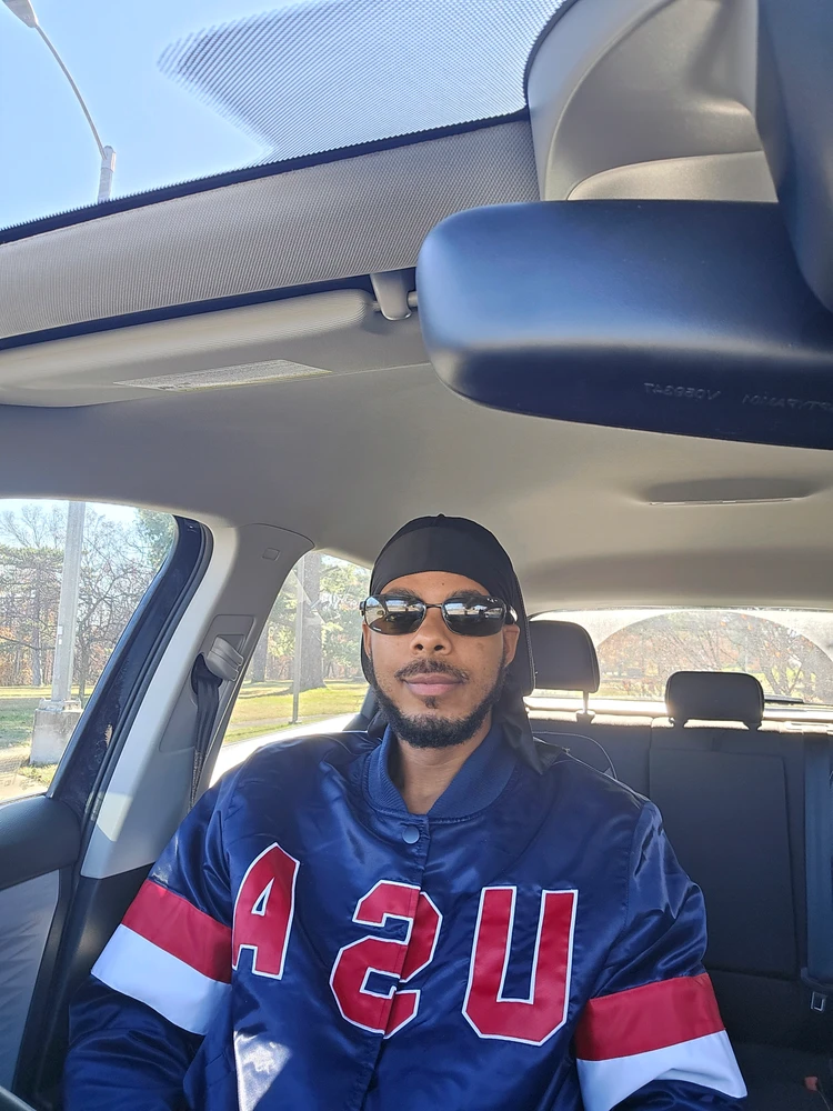 GIF uploaded by Tae Jules